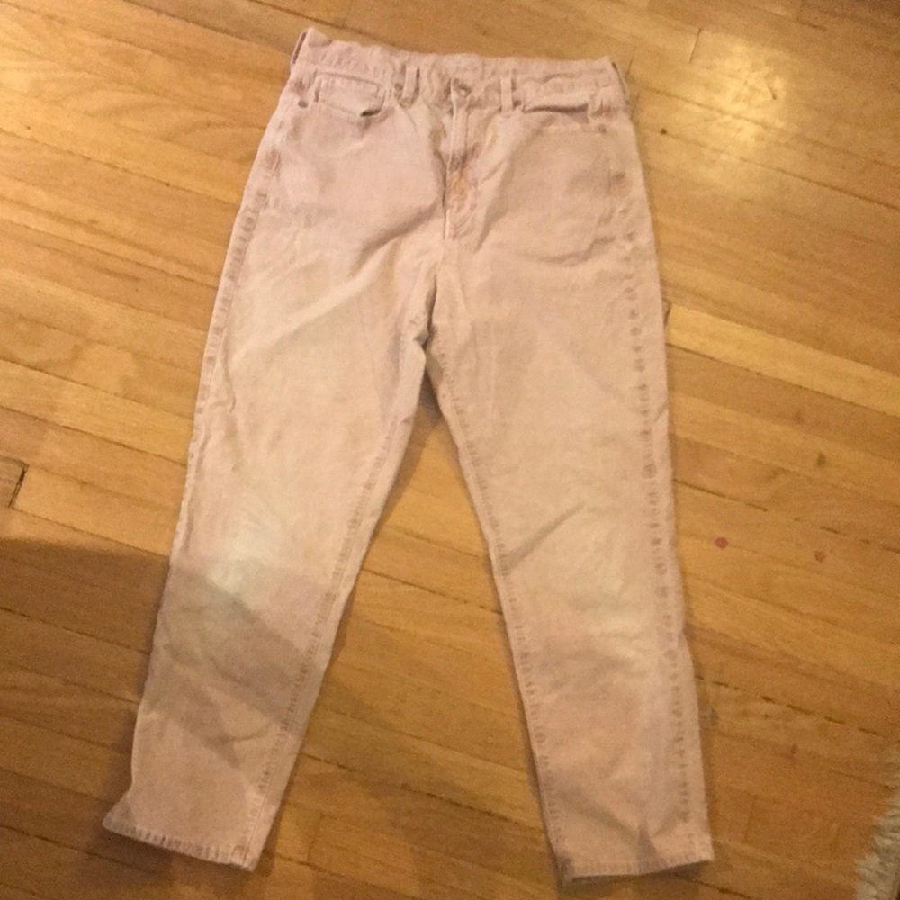Light pink American eagle jeans size 10 washed to shrink size 6.